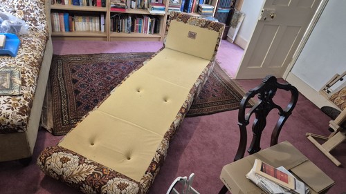 Fold down chair bed - fold,